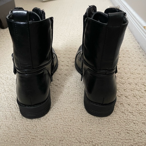 Black Leather Steve Madden Combat Boots - Picture 3 of 8